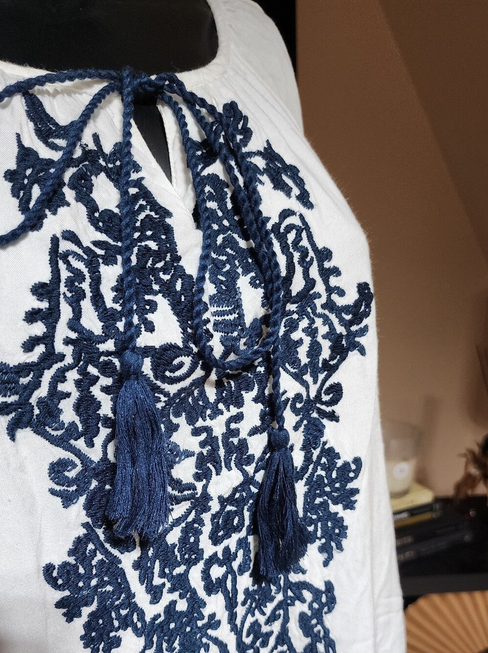 Chic Connection White Blue Embroidered Boho Peasant Dress - Picture 5 of 9